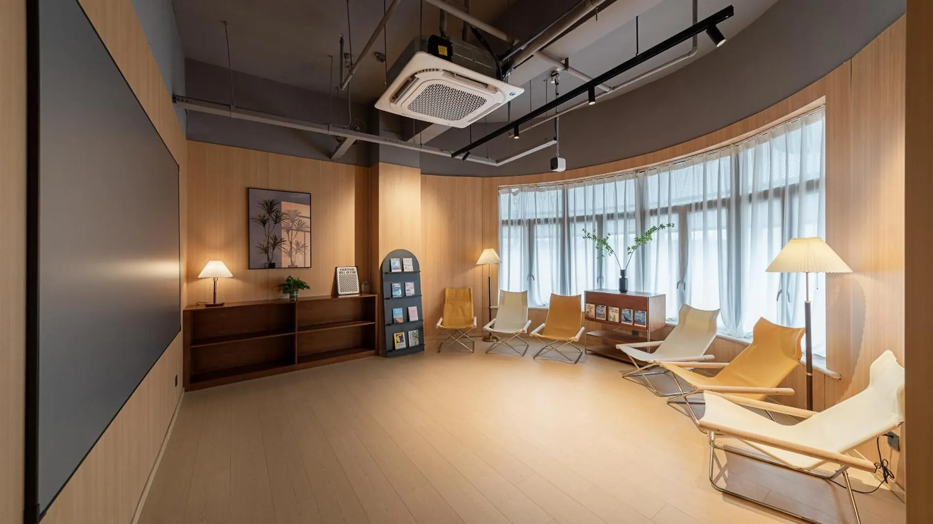 Captain 5 Youth Hotel-Xianxia Road Branch Shanghai
