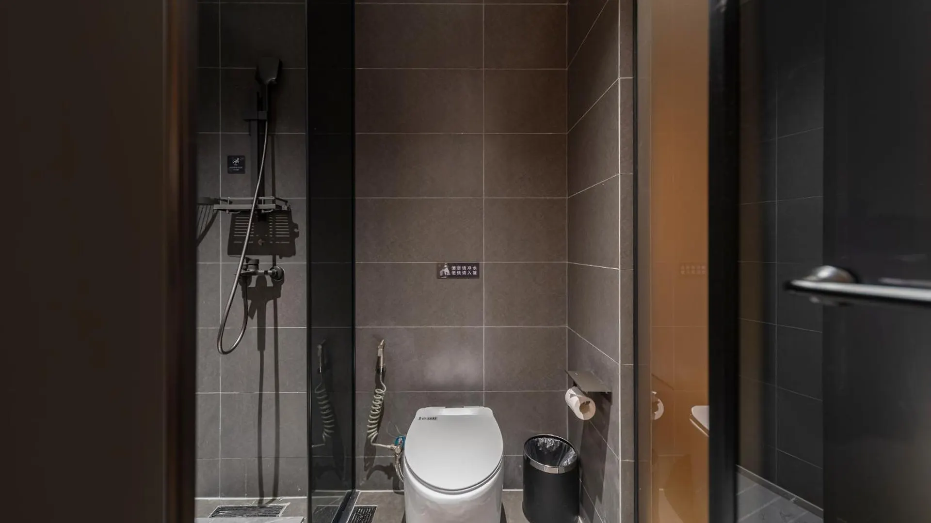 Captain 5 Youth Hotel-Xianxia Road Branch Shanghai China