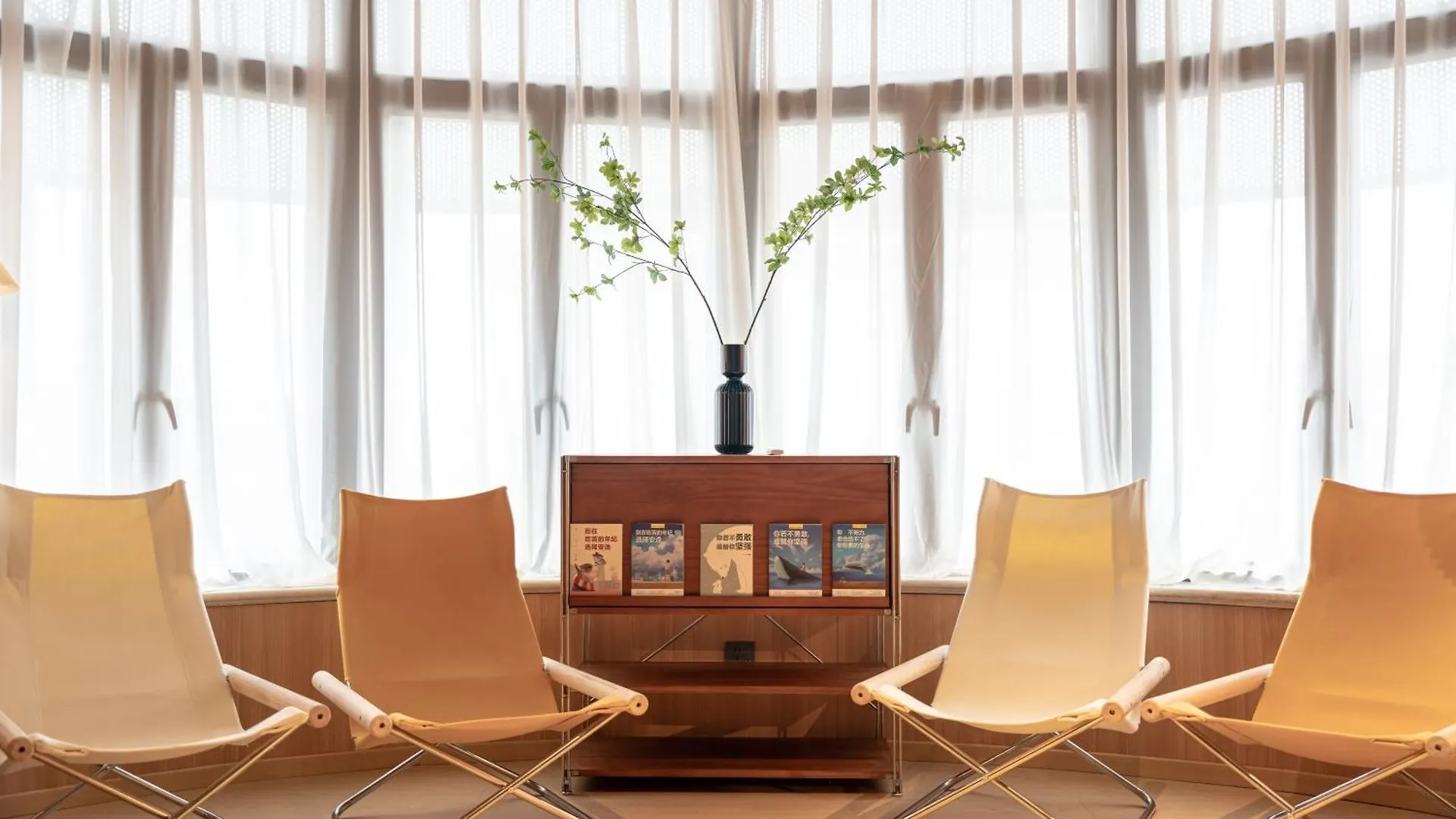 Captain 5 Youth Hotel-Xianxia Road Branch Shanghai Hotel